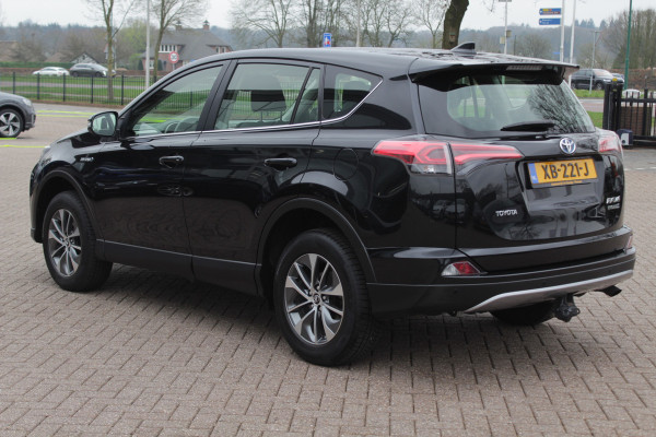 Toyota RAV4 2.5 Hybrid Dynamic / Camera / Navigatie / Cruise Control / 2e Eigenaar / Compleet dealer onderhouden