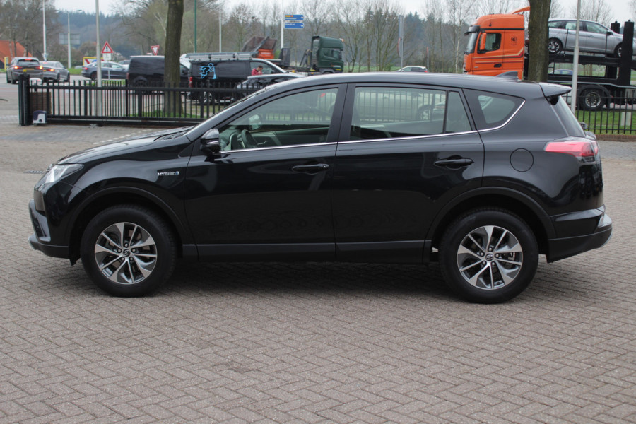 Toyota RAV4 2.5 Hybrid Dynamic / Camera / Navigatie / Cruise Control / 2e Eigenaar / Compleet dealer onderhouden