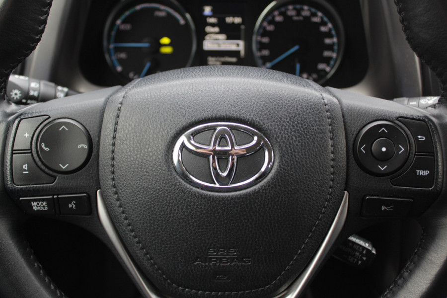 Toyota RAV4 2.5 Hybrid Dynamic / Camera / Navigatie / Cruise Control / 2e Eigenaar / Compleet dealer onderhouden