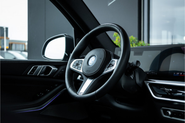 BMW X5 xDrive50e - M Sport | Panorama | H&K | Luchtvering | Memory
