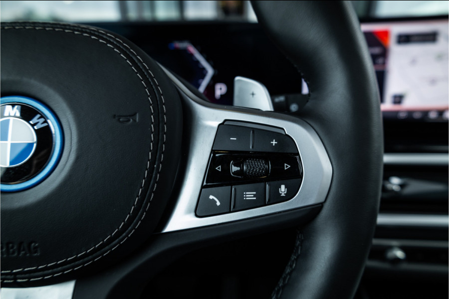 BMW X5 xDrive50e - M Sport | Panorama | H&K | Luchtvering | Memory
