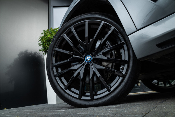 BMW X5 xDrive50e - M Sport | Panorama | H&K | Luchtvering | Memory