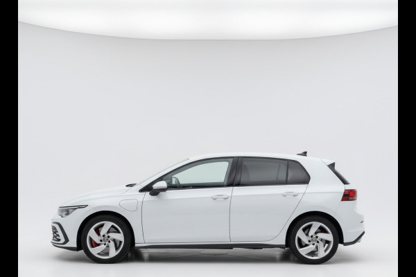 Volkswagen Golf GTE 245PK HYBRID SPORT CARPLAY/ACC/SFEERVERL/STUURVERW.