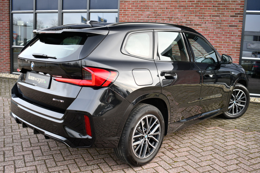 BMW X1 sDrive18i M-Sport Camera ACC-voorber Shadowline Adp-onderstel