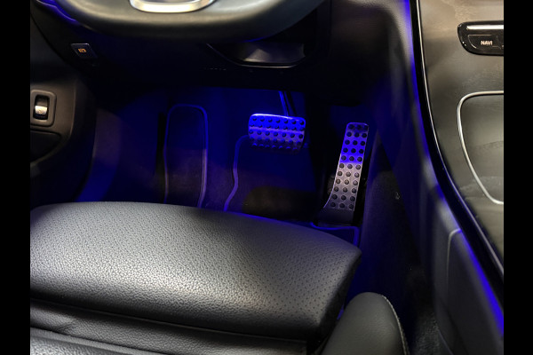 Mercedes-Benz C-Klasse 180 Business Solution AMG | Pano | 22.000km NAP | Leder | Sfeerverlichting | Apple Carplay