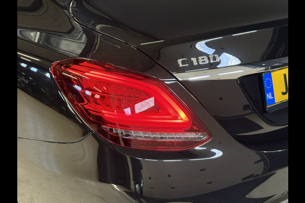 Mercedes-Benz C-Klasse 180 Business Solution AMG | Pano | 22.000km NAP | Leder | Sfeerverlichting | Apple Carplay