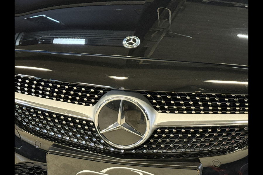 Mercedes-Benz C-Klasse 180 Business Solution AMG | Pano | 22.000km NAP | Leder | Sfeerverlichting | Apple Carplay
