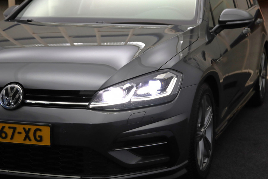 Volkswagen Golf Variant 1.5 TSI 150 PK Automaat Highline R-Line Business, Massage, Carplay, Trekhaak