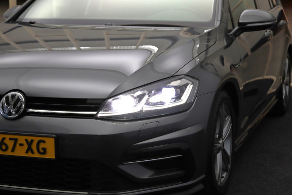 Volkswagen Golf Variant 1.5 TSI 150 PK Automaat Highline R-Line Business, Massage, Carplay, Trekhaak