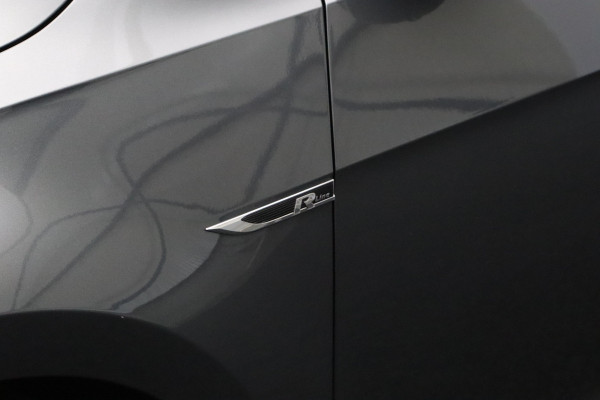 Volkswagen Golf Variant 1.5 TSI 150 PK Automaat Highline R-Line Business, Massage, Carplay, Trekhaak