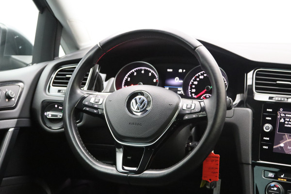 Volkswagen Golf Variant 1.5 TSI 150 PK Automaat Highline R-Line Business, Massage, Carplay, Trekhaak