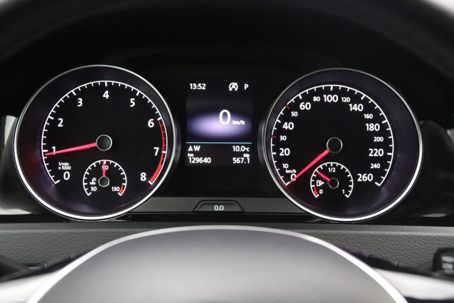 Volkswagen Golf Variant 1.5 TSI 150 PK Automaat Highline R-Line Business, Massage, Carplay, Trekhaak