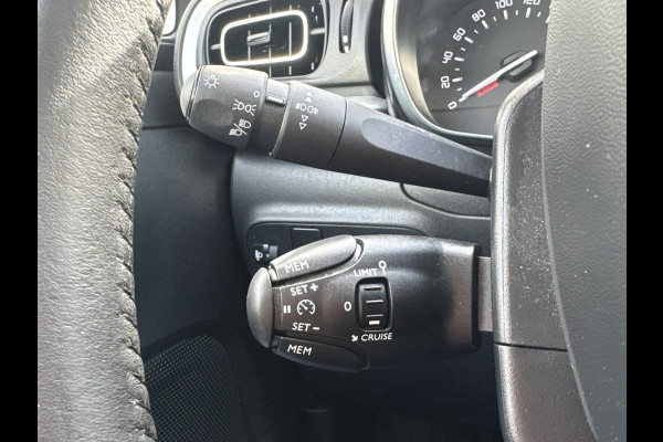 Citroën C3 1.2 PureTech C-Series 110pk Cruise Clima Carplay Navigatie Verwarmde stoelen