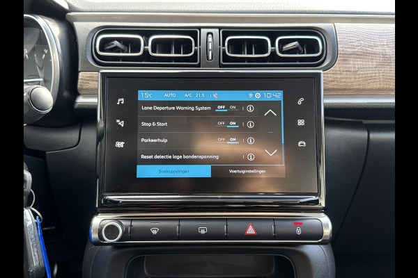 Citroën C3 1.2 PureTech C-Series 110pk Cruise Clima Carplay Navigatie Verwarmde stoelen