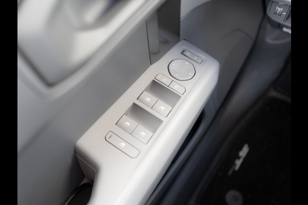 Kia EV3 Air 58.3 kWh | Trekhaak | IN NIEUWSTAAT | Navigatie |