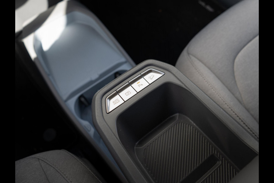 Kia EV3 Air 58.3 kWh | Trekhaak | IN NIEUWSTAAT | Navigatie |