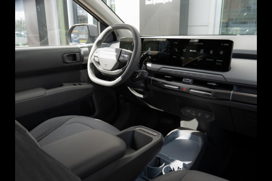 Kia EV3 Air 58.3 kWh | Trekhaak | IN NIEUWSTAAT | Navigatie |