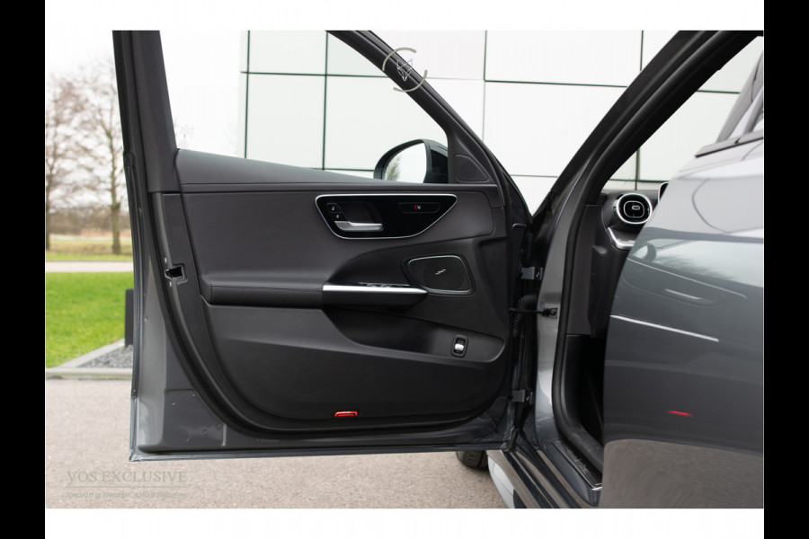 Mercedes-Benz C-Klasse Estate 300 AMG Night Massage|ACC|Keyless|Pano|360|Soundsysteem|LED|19"|New Service