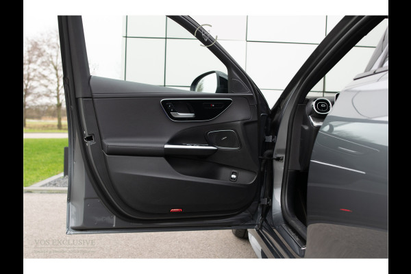 Mercedes-Benz C-Klasse Estate 300 AMG Night Massage|ACC|Keyless|Pano|360|Soundsysteem|LED|19"|New Service
