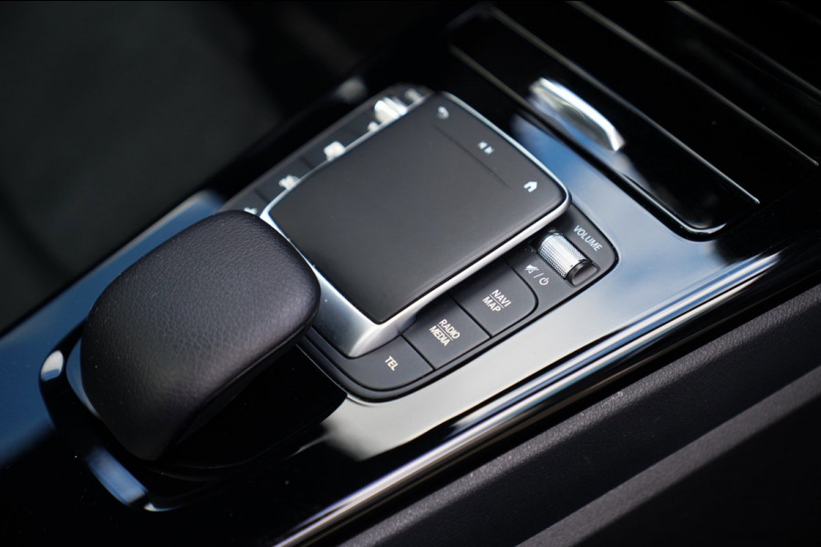Mercedes-Benz CLA-Klasse 250 e Business Solution AMG Limited | Panorama | Sfeerverlichting LED | Camera | Leder/Alcantara | Trekha
