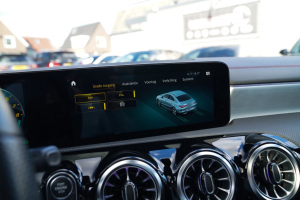 Mercedes-Benz CLA-Klasse 250 e Business Solution AMG Limited | Panorama | Sfeerverlichting LED | Camera | Leder/Alcantara | Trekha