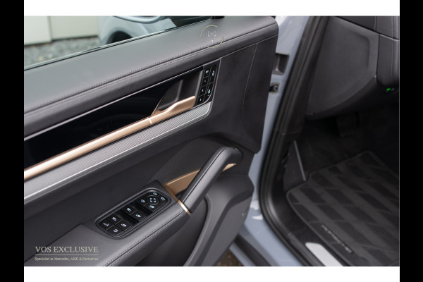 Porsche Cayenne 3.0 E-Hybrid SportDesign|Passenger Display|21''|Luchtvering|HUD|ACC|Bose|18-voudig|Pano|Stoelkoeling