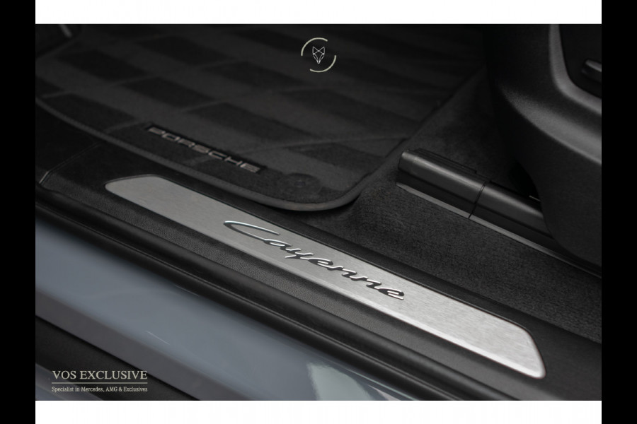 Porsche Cayenne 3.0 E-Hybrid SportDesign|Passenger Display|21''|Luchtvering|HUD|ACC|Bose|18-voudig|Pano|Stoelkoeling