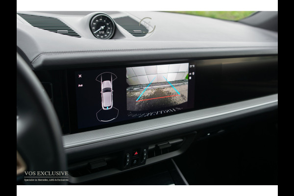 Porsche Cayenne 3.0 E-Hybrid SportDesign|Passenger Display|21''|Luchtvering|HUD|ACC|Bose|18-voudig|Pano|Stoelkoeling