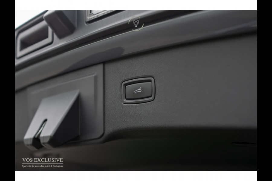 Porsche Cayenne 3.0 E-Hybrid SportDesign|Passenger Display|21''|Luchtvering|HUD|ACC|Bose|18-voudig|Pano|Stoelkoeling