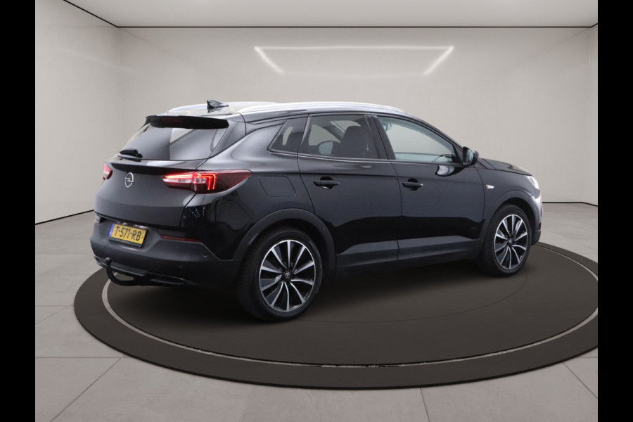 Opel Grandland X 1.6 Turbo Hybrid4 300 PK Ultimate, Trekhaak, 360 Camera, Leder, Stoelkoeling & Verwarming, 19" LM,