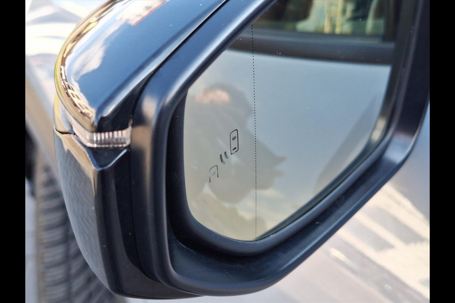 Lexus LBX 1.5 Hybrid Emotion Tech Pack | Leer, Elektrische achterklep, Keyless, Stoel + Stuurverwarming, 18 inch, Privacy glass