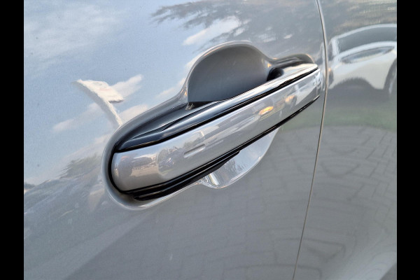 Lexus LBX 1.5 Hybrid Emotion Tech Pack | Leer, Elektrische achterklep, Keyless, Stoel + Stuurverwarming, 18 inch, Privacy glass