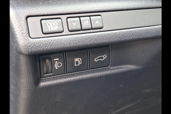 Lexus LBX 1.5 Hybrid Emotion Tech Pack | Leer, Elektrische achterklep, Keyless, Stoel + Stuurverwarming, 18 inch, Privacy glass