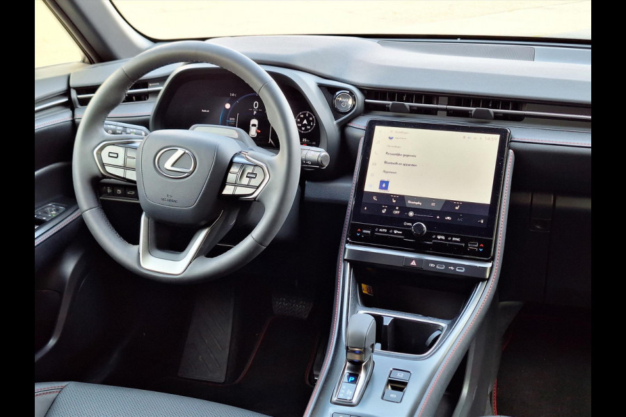 Lexus LBX 1.5 Hybrid Emotion Tech Pack | Leer, Elektrische achterklep, Keyless, Stoel + Stuurverwarming, 18 inch, Privacy glass
