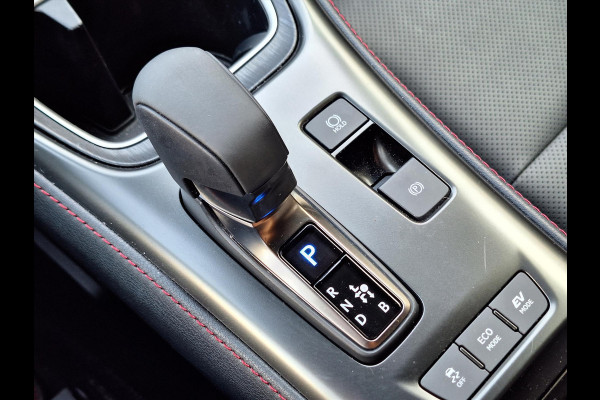 Lexus LBX 1.5 Hybrid Emotion Tech Pack | Leer, Elektrische achterklep, Keyless, Stoel + Stuurverwarming, 18 inch, Privacy glass