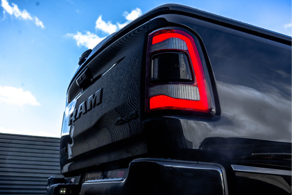 Dodge Ram 1500 5.7 V8 402 PK | Luchtvering | Head Up | 360° camera | Adapt.Cruise | LED | PDC | 12 Inch scherm | Leder | Trekhaak