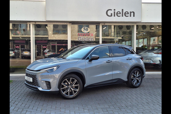 Lexus LBX 1.5 Hybrid Emotion Tech Pack | Leer, Elektrische achterklep, Keyless, Stoel + Stuurverwarming, 18 inch, Privacy glass