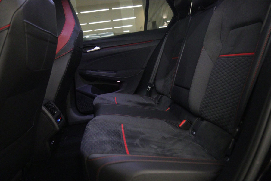 Volkswagen Golf 2.0 TSI GTI CLUBSPORT /PANO/ACC/CAM/CARPLAY/IQ-LIGHT/VOLL