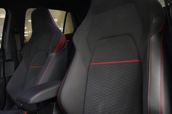 Volkswagen Golf 2.0 TSI GTI CLUBSPORT /PANO/ACC/CAM/CARPLAY/IQ-LIGHT/VOLL