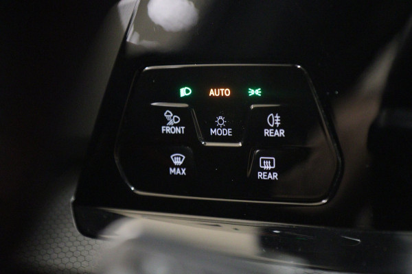 Volkswagen Golf 2.0 TSI GTI CLUBSPORT /PANO/ACC/CAM/CARPLAY/IQ-LIGHT/VOLL