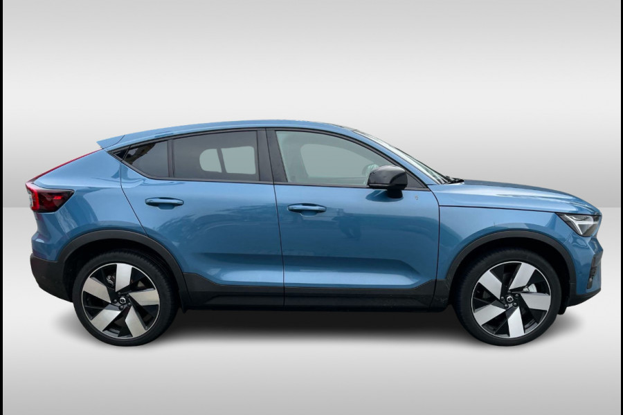 Volvo C40 Single Motor Extended Range Ultimate 82 kWh / SoH 95,6% / Trekhaak / Panoramadak / 360Camera / Half leder / Keyless / 20'' / Harman Kardon / CarPlay / Warmtepomp / Stuur+Stoelverwarming / Dodehoek / DAB / ACC