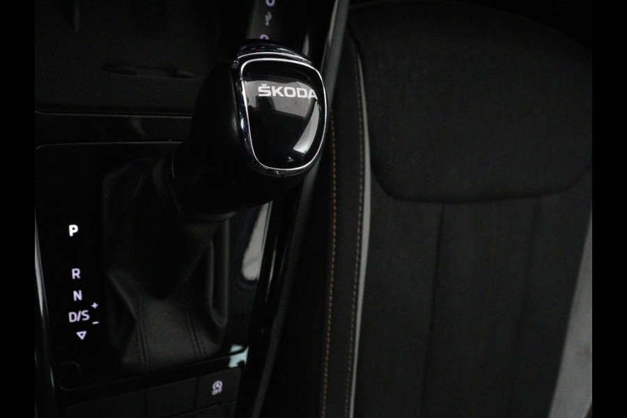 Škoda Kamiq 1.0 TSI Business Edition | Stoelverwarming | Carplay | Navigatie | Keyless | Virtual Cockpit | Full LED | Parkeerhulp | Climate control | Cruise control | Bluetooth