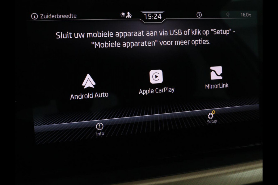 Škoda Kamiq 1.0 TSI Business Edition | Stoelverwarming | Carplay | Navigatie | Keyless | Virtual Cockpit | Full LED | Parkeerhulp | Climate control | Cruise control | Bluetooth