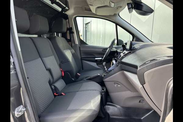 Ford Transit Connect 1.5 EcoBlue 100 PK / L2H1 / UNIEK !! 5.324 KM !! / 3 ZITS / CAMERA / AIRCO / NAVI / STOELVERWARMING