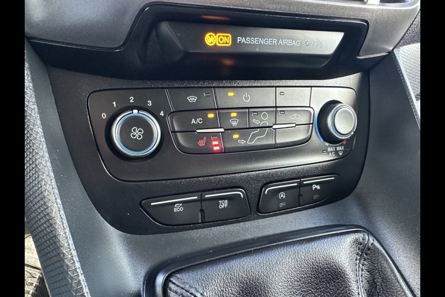 Ford Transit Connect 1.5 EcoBlue 100 PK / L2H1 / UNIEK !! 5.324 KM !! / 3 ZITS / CAMERA / AIRCO / NAVI / STOELVERWARMING