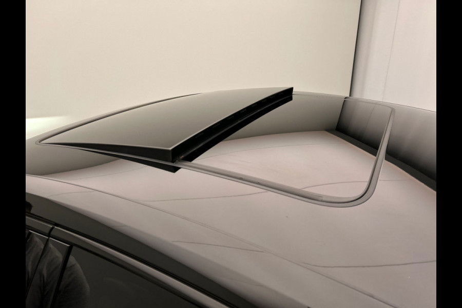Audi e-tron Sportback 55 quattro Business edition | SOH 90% | Pano/Dak | Leder | Origineel NL