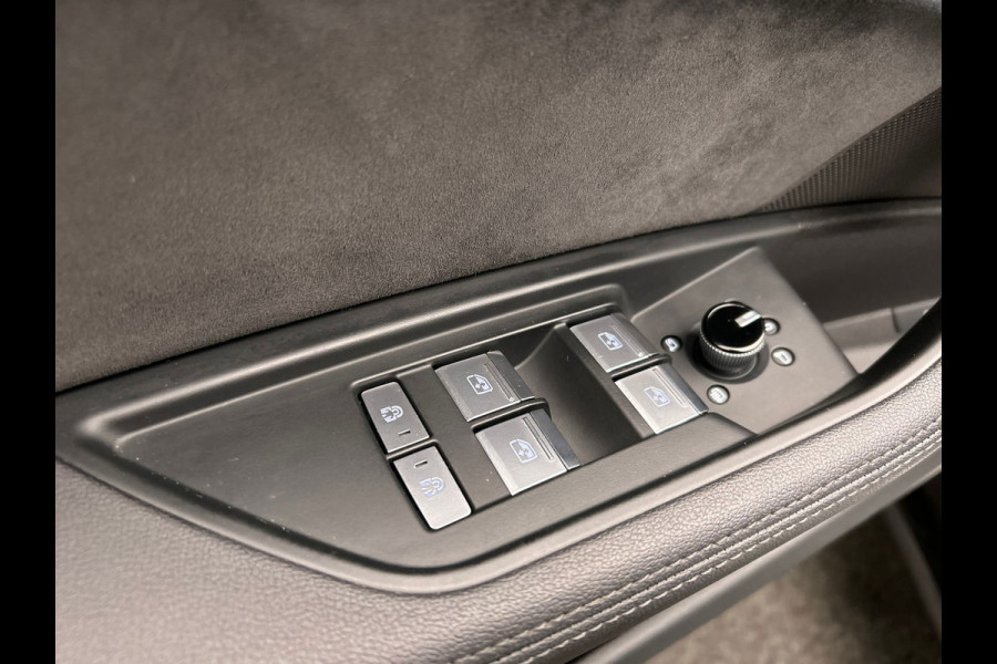 Audi e-tron Sportback 55 quattro Business edition | SOH 90% | Pano/Dak | Leder | Origineel NL