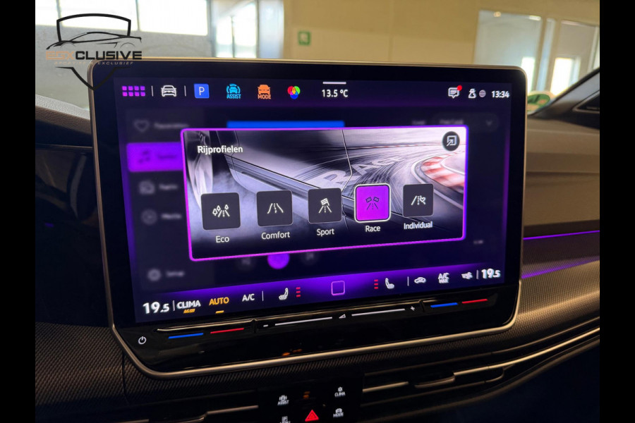 Volkswagen Golf 2.0 TSI 4Motion 8.5R Akra/Pano/H&K/HUD/ACC/Carplay