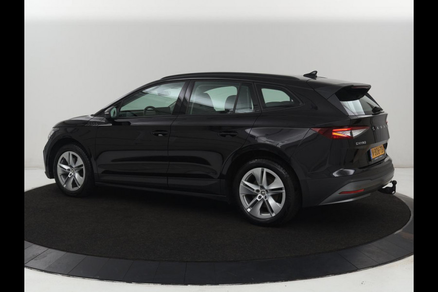Škoda ENYAQ iV 60 | Trekhaak | Half leder | Carplay | Navigatie | Full LED | 19'' | Cruise control | Sfeerverlichting | Parkeerhulp | Climate control