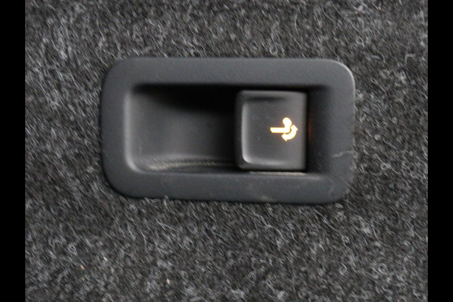 Škoda ENYAQ iV 60 | Trekhaak | Half leder | Carplay | Navigatie | Full LED | 19'' | Cruise control | Sfeerverlichting | Parkeerhulp | Climate control